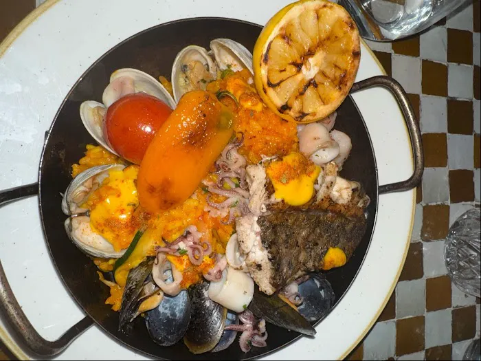 Prado Restaurant Picture 5