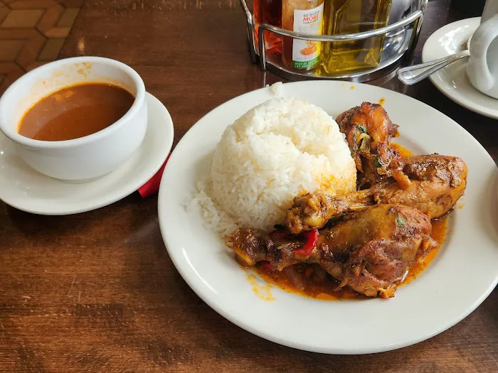 Caridad & Louie's Restaurant Picture 7