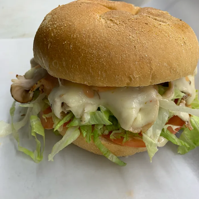 Los Latinos Deli & Grill Picture 9