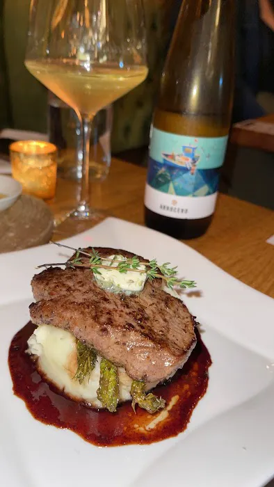 Addictive Wine and Tapas Picture 2