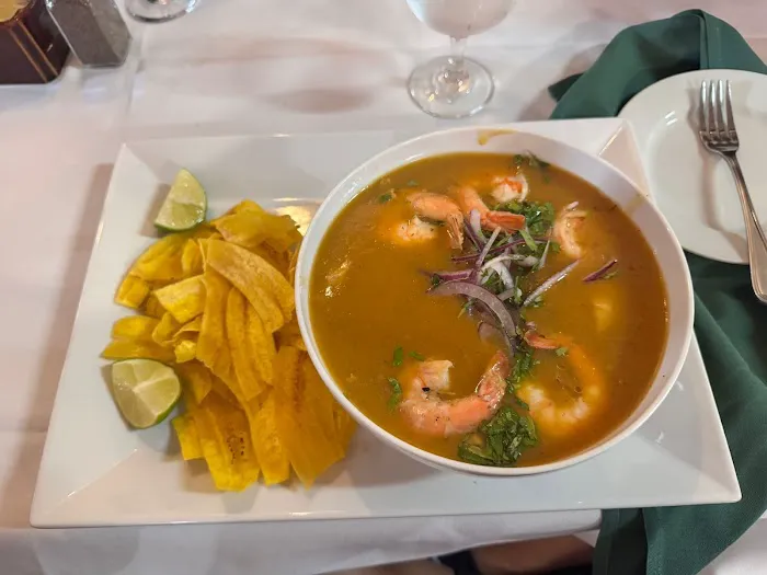 Montanita puerto de Cancun family restaurante bar Picture 2