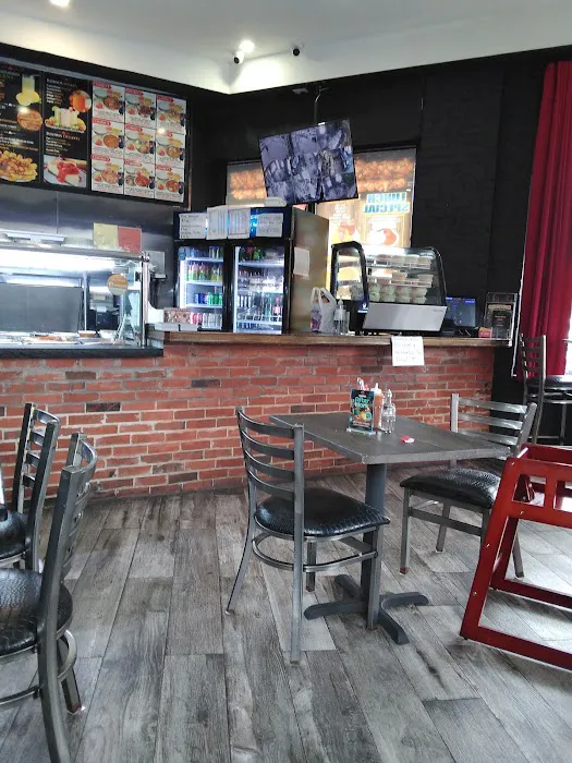 Fiesta Lounge and Restaurant Picture 4