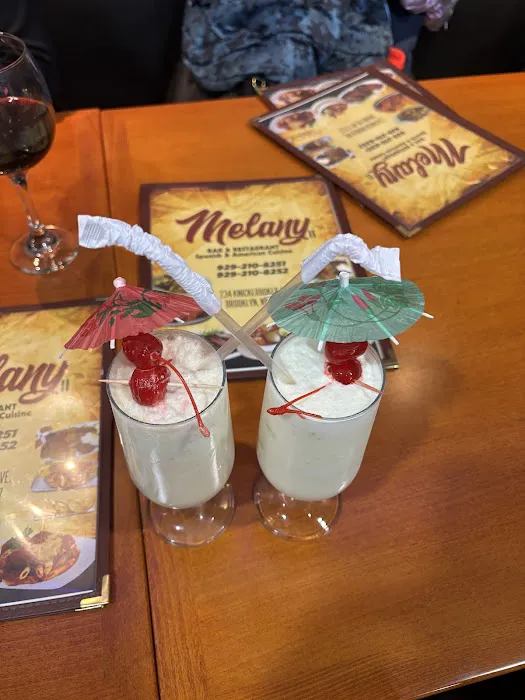 Melany Restaurant Picture 2