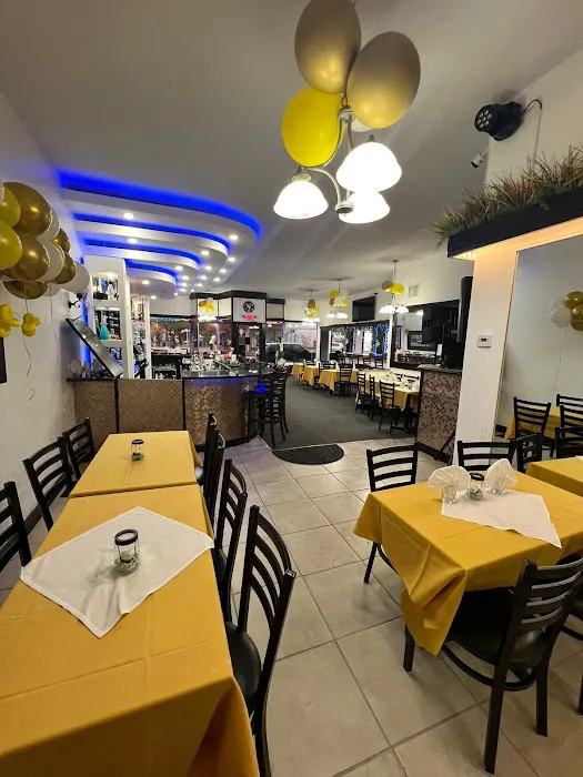 Tu Casa Restaurant Picture 9