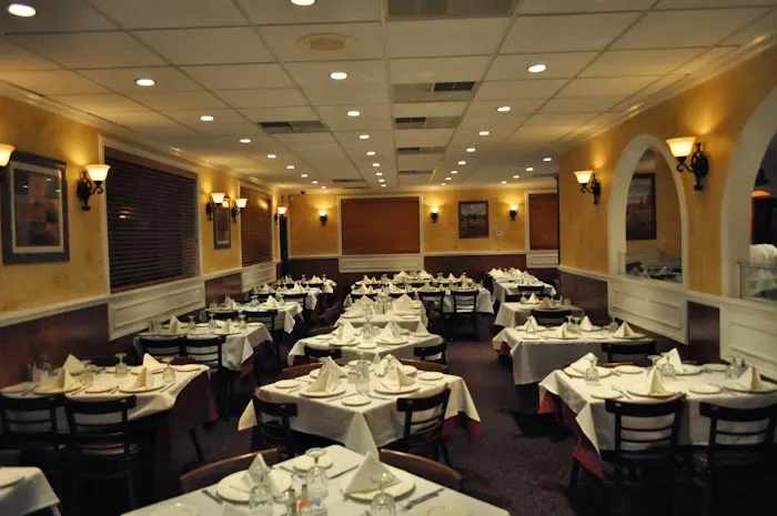 Segovia Restaurant Picture 4