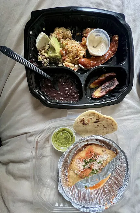 Guatemaya Deli & Restaurant Picture 5