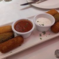 Lola's Tapas Bar ico