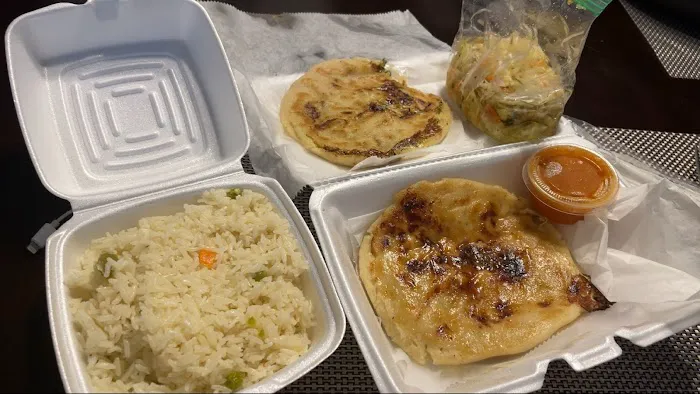 El Salvadoreño Restaurant Picture 9
