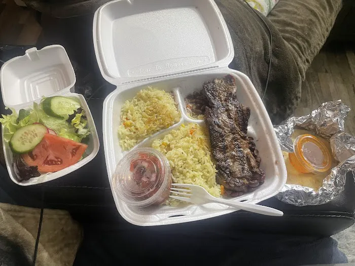 El Salvadoreño Restaurant Picture 4