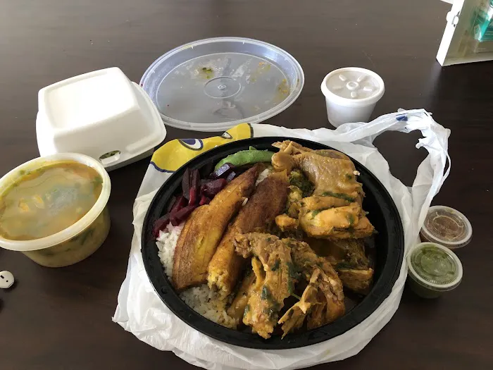 Antojitos Latinos Picture 6