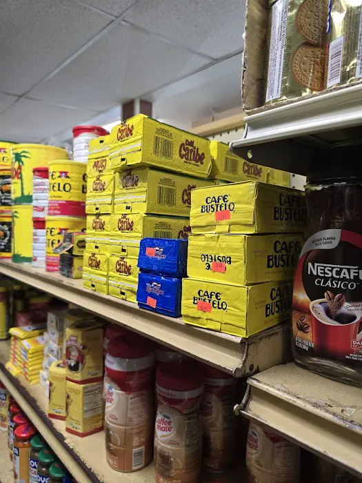 La Favorita Deli & Grocery Picture 8