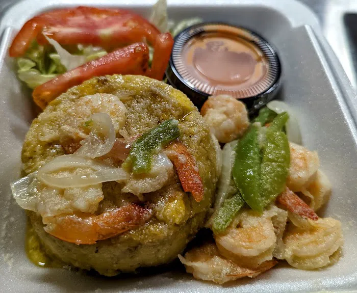 7 Potencias Sea Food Truck Picture 1