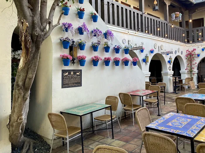 Casa Córdoba: Best Spanish Tapas & Paella | Montrose Restaurant & Bar | Live Music Picture 7