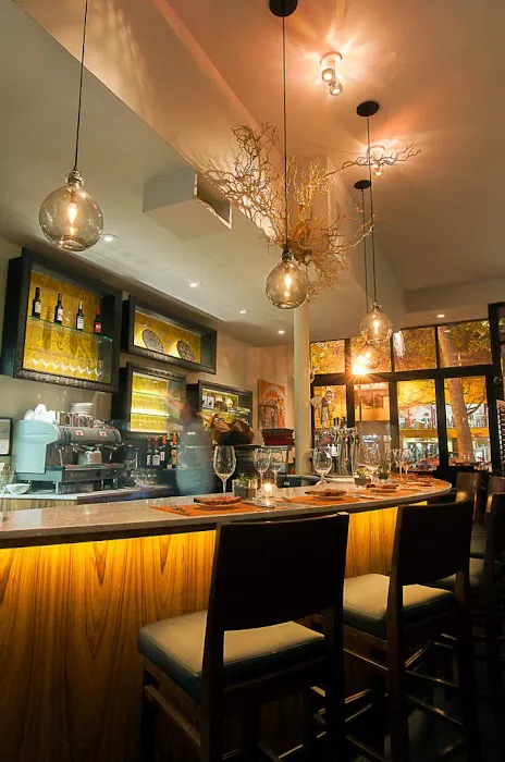 Canela Bistro Bar Picture 9