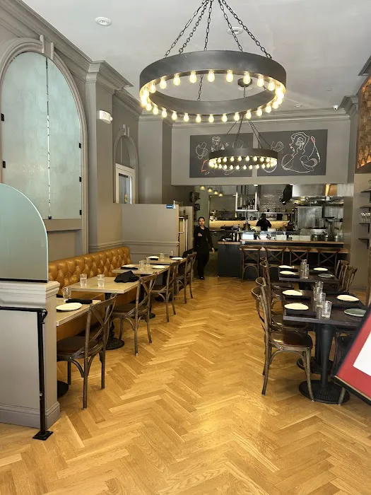 Bota Tapas & Paella Bar Picture 7