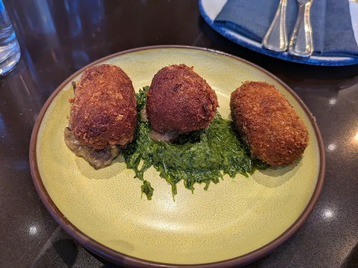 La Marcha Tapas Bar Picture 3