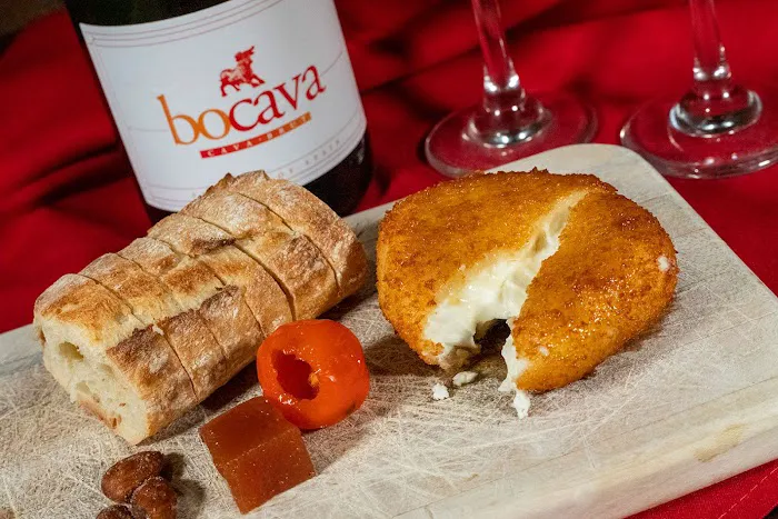 Bocado Tapas Wine Bar Picture 4
