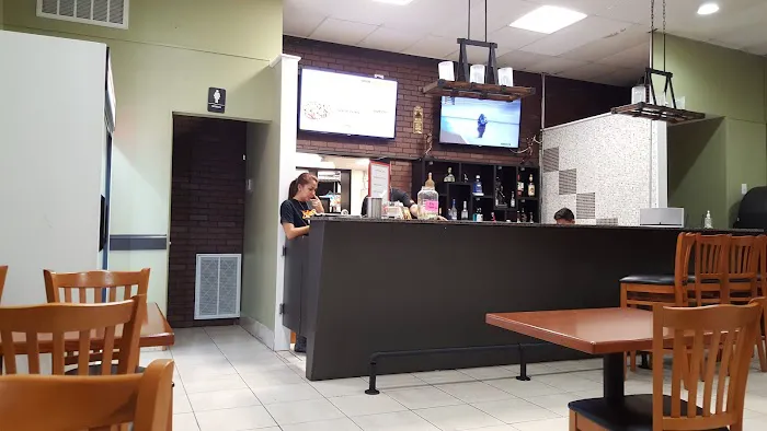 Ricky's Pub & Grill Picture 5