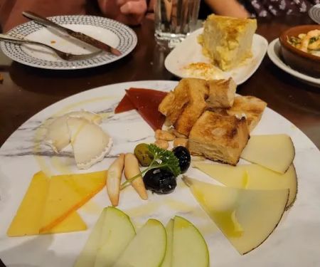 Bodegon Spanish Tapas