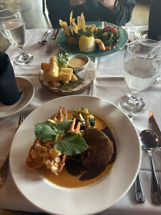 Chucherias Fine Dining Picture 7