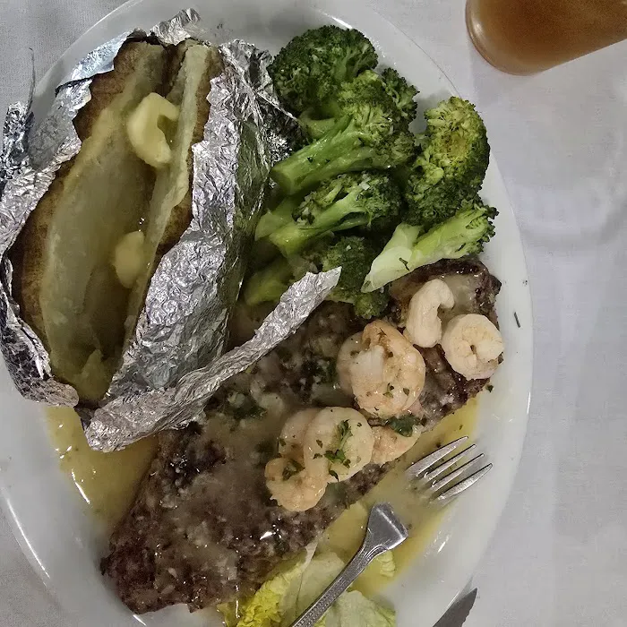 3 Flags Grill & Restaurant Picture 1