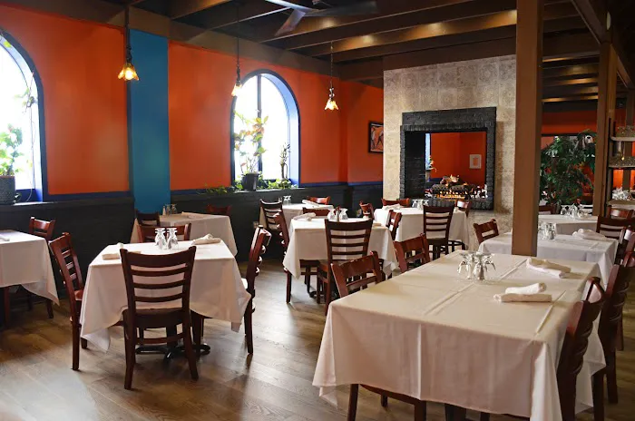 Cacique Restaurant Picture 3