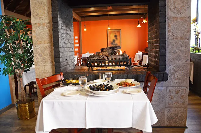 Cacique Restaurant Picture 6