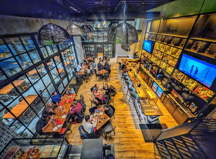 Toro Kitchen + Bar Picture 5