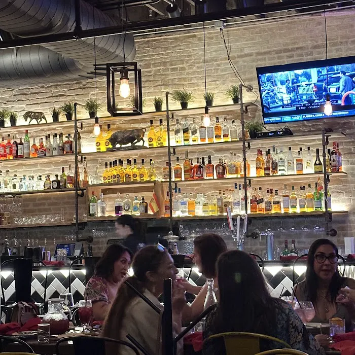Toro Kitchen + Bar Picture 9