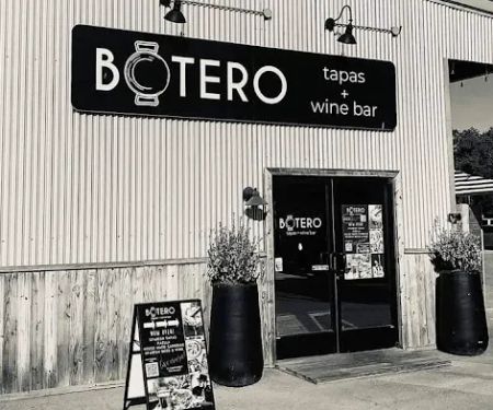 El Botero Tapas + Wine Bar