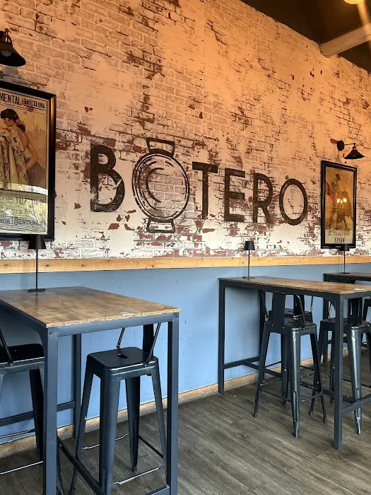 El Botero Tapas + Wine Bar Picture 10