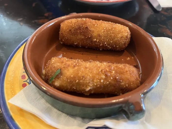 La Tienda Tapas Bar Picture 7