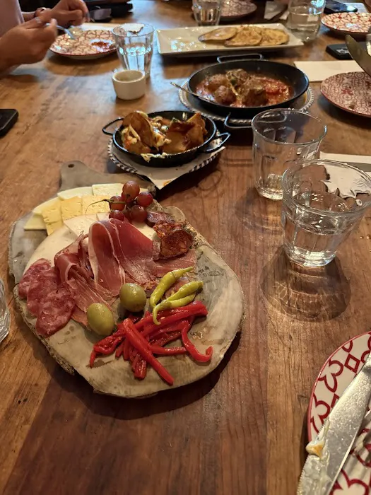 La Tienda Tapas Bar Picture 10