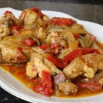 How to Make Spanish Pollo al Chilindrón con Jamón y Verduras: Chicken with Ham and Peppers