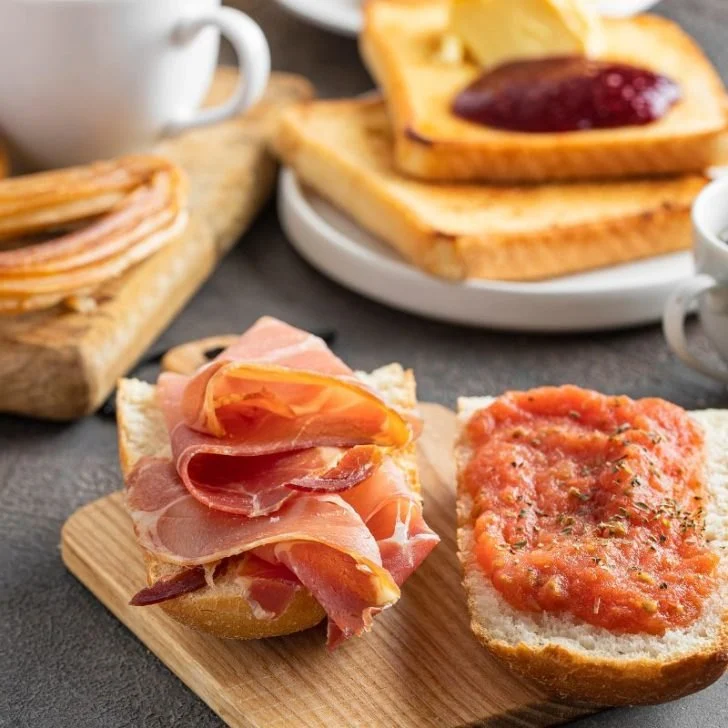 Spanish Breakfasts: What to Eat in the Morning in Spain
