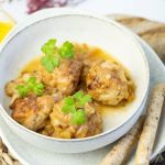 How to Make Spanish Albóndigas de Pollo con Salsa de Almendra: Chicken Meatballs in Almond Sauce