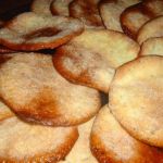 How to Make Spanish Tortas de Aceite at Home