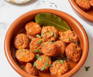 How to Make Spanish Chorizo a la Sidra: Sausage with Cider | Traditional Recipe