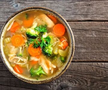 How to Make Spanish Caldo de Pollo con Verduras: Chicken and Vegetable Soup