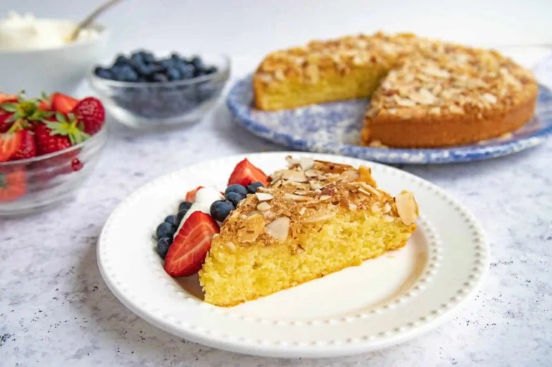 How to Make Spanish Tarta de Almendra, Limón y Nuez: Almond, Lemon, and Nut Cake