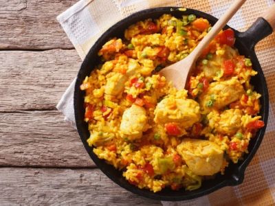 How to Make Spanish Arroz con Mariscos, Pollo y Verduras: Seafood, Chicken, and Vegetable Paella