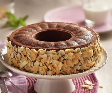 How to Make Spanish Tarta de Chocolate con Almendras y Nuez: Chocolate Almond Nut Cake