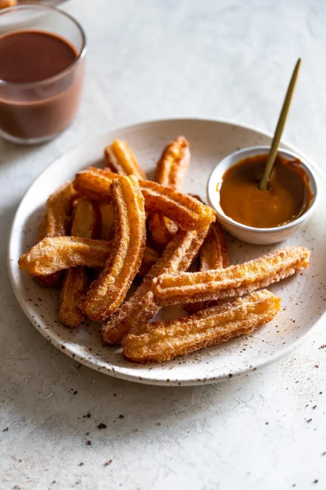 How to Make Spanish Churros con Chocolate: Fried Dough with Chocolate