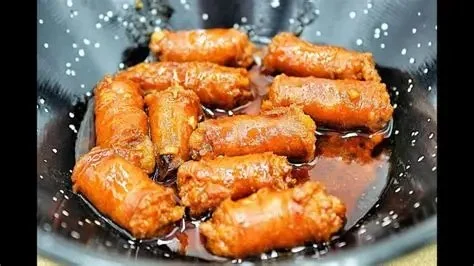 How to Make Spanish Chistorra a la Sidra: Chistorra with Cider