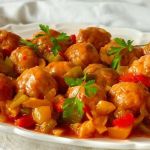 How to Make Spanish Albóndigas de Ternera con Pimientos: Beef Meatballs with Peppers