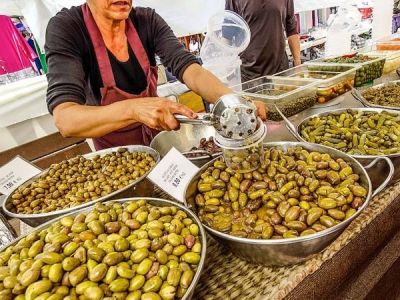 The Best Spanish Food Markets in Granada