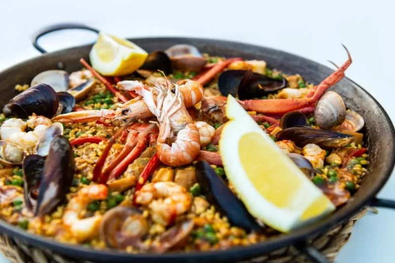 Exploring Spanish Seafood Recipes for Home Cooking