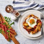 How to Make Spanish Chistorra con Huevos: Sausage with Eggs