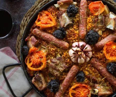 How to Make Spanish Arroz al Horno: Baked Rice with Meat and Vegetables