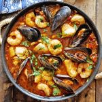 Exploring Spanish Seafood Dishes Ideal for Dinner Parties at Home